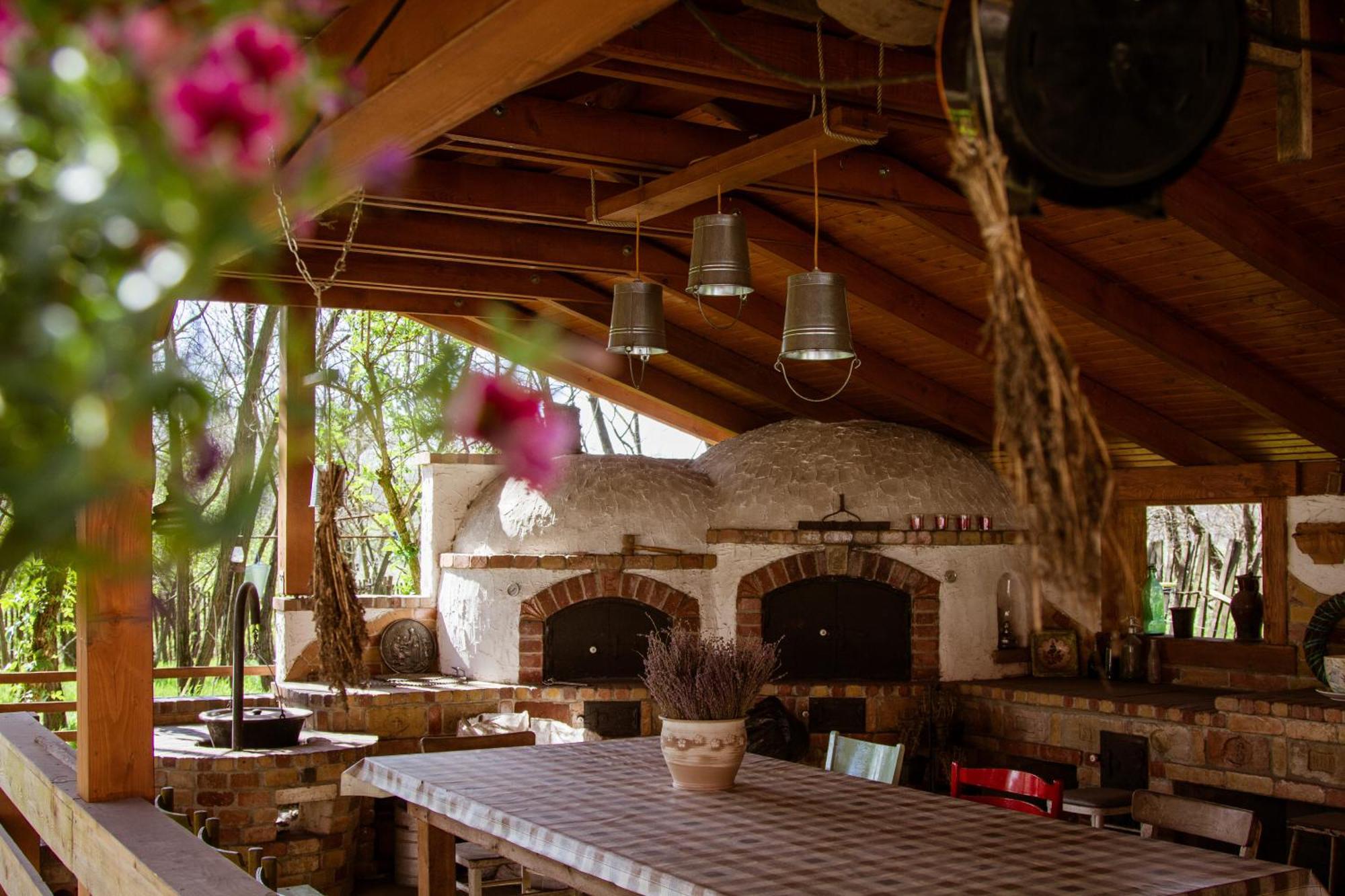 Tornacos Tanya Vendeghaz*** Es Gasztroporta Apart otel Kiskunmajsa Dış mekan fotoğraf